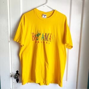 Vintage Bahamas Caribbean Embroidered Short Sleeve T-Shirt Travel Ocean Bright L